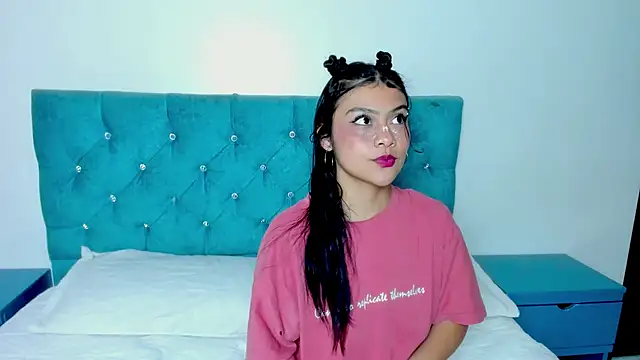 Snapshot of Zamantta chatting on March 18, 4:26 pm Zamantta online show from March 18, 4:26 pm