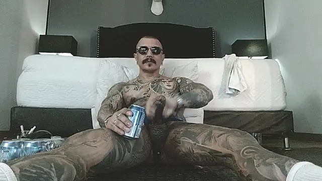 danilog515 online show from January 19, 8:18 am