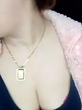Snapshot of Maya-Moon chatting on January 9, 9:01 am Maya-Moon online show from January 9, 9:01 am