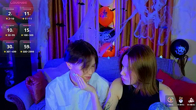 Snapshot of Tara_Lawson chatting on October 15, 11:43 am Tara Lawson online show from October 15, 11:43 am