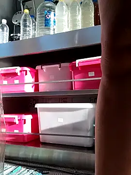 emiliemilf online show from March 17, 5:05 pm