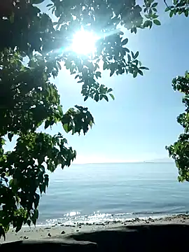 emiliemilf online show from April 1, 6:05 pm