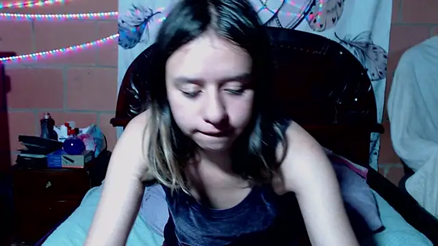 Snapshot of Sukychan_ chatting on March 17, 10:28 pm Sukychan  online show from March 17, 10:28 pm