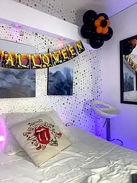 Andy Leex online show from October 17, 8:11 pm