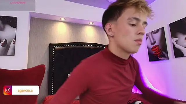 LiamWildx20 online show from December 17, 4:40 am