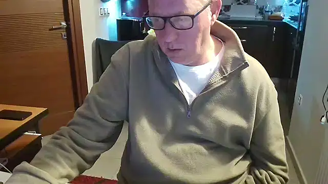 JamesBauer online show from February 4, 4:29 am