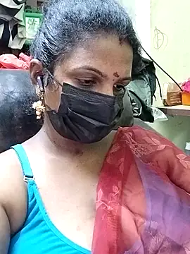 Snapshot of poojaa-rani chatting on October 30, 5:35 pm poojaa-rani online show from October 30, 5:35 pm