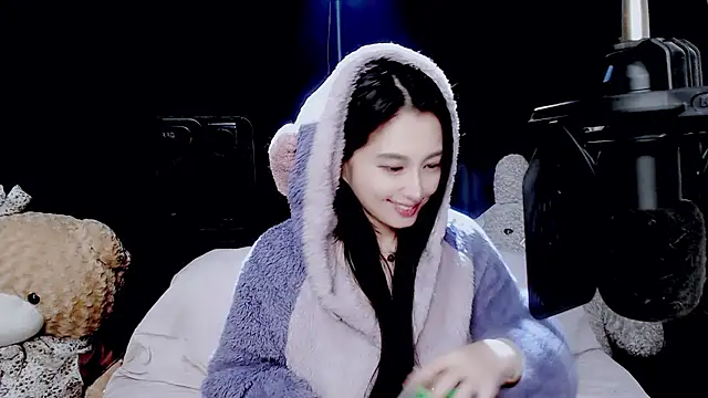 Snapshot of 9ban chatting on October 13, 10:37 am 9ban online show from October 13, 10:37 am