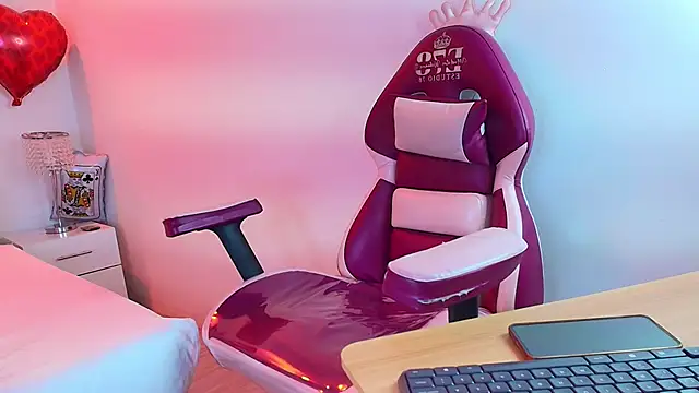 Lia adamsss online show from February 24, 3:37 am