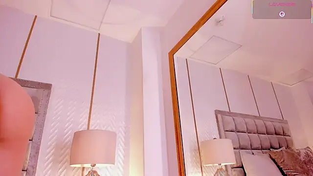 Snapshot of laurencarter1 chatting on November 29, 9:40 pm laurencarter1 online show from November 29, 9:40 pm