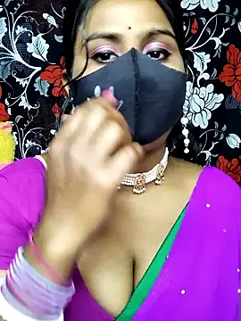 Snapshot of hotshilpa chatting on February 13, 12:23 pm hotshilpa online show from February 13, 12:23 pm