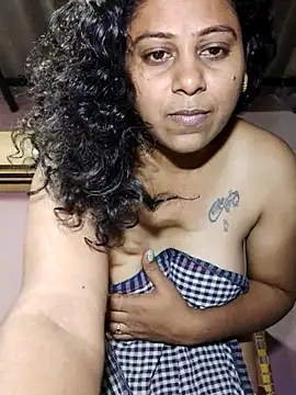 JENNIFERtamil online show from April 10, 8:19 am