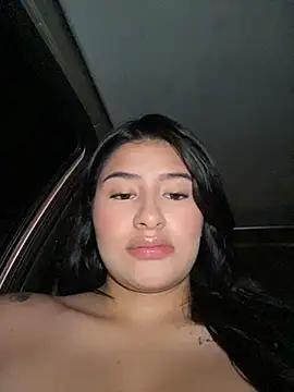 andrea gomes  online show from February 23, 10:45 am