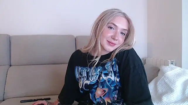 tattoobbgirl online show from September 27, 5:07 pm