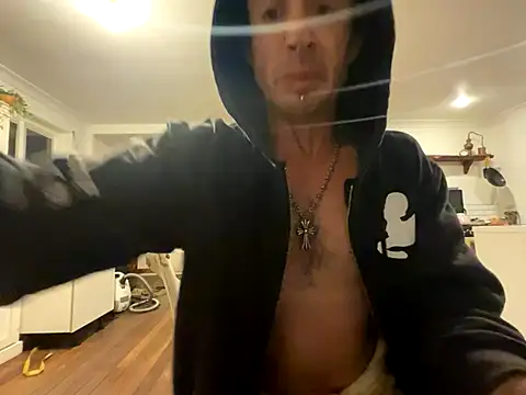 mastertittiefkr online show from November 6, 10:49 am