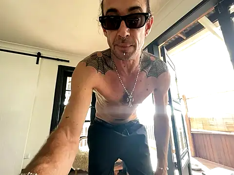 mastertittiefkr online show from November 7, 6:13 am