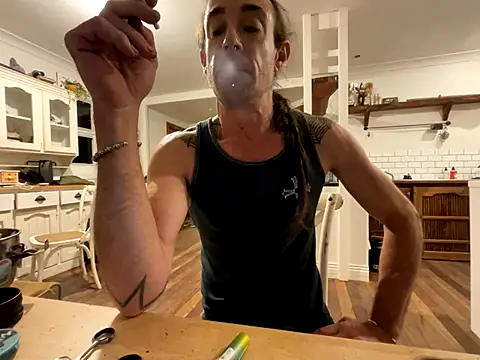 mastertittiefkr online show from November 18, 10:09 am