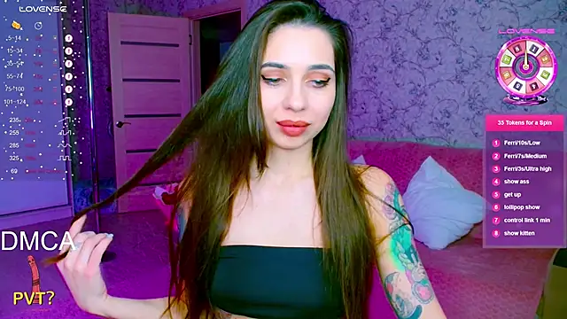 vinkiepinkie online show from February 17, 6:25 pm