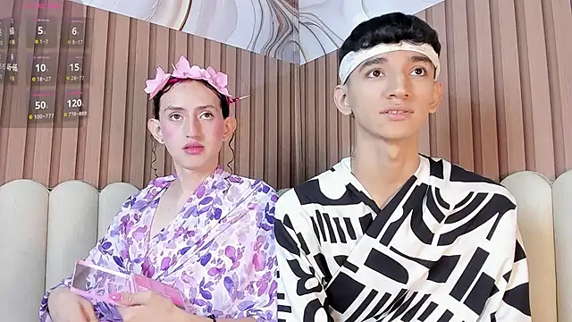 Snapshot of peachandtyron_ chatting on March 19, 7:17 pm peachandtyron online show from March 19, 7:17 pm