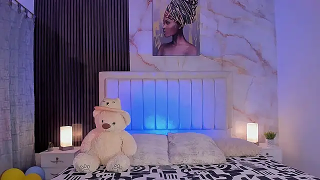 Snapshot of peachandtyron_ chatting on September 29, 5:45 am peachandtyron online show from September 29, 5:45 am