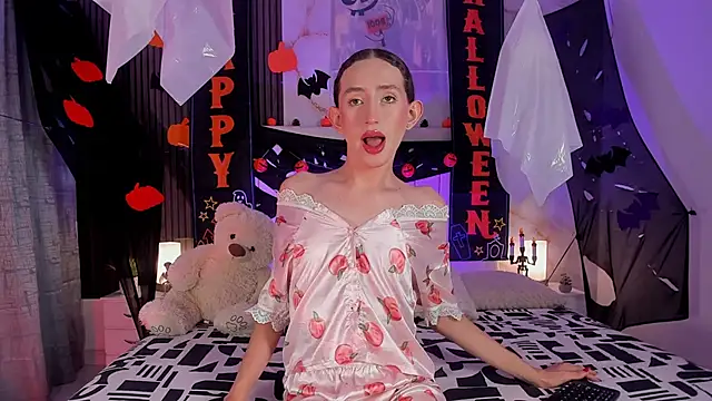 Snapshot of peachandtyron_ chatting on October 23, 3:39 am peachandtyron online show from October 23, 3:39 am