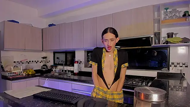 Snapshot of peachandtyron_ chatting on November 25, 3:50 am peachandtyron online show from November 25, 3:50 am