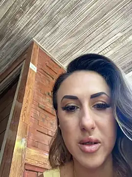 Brilliant-Splashes online show from March 7, 2:30 am