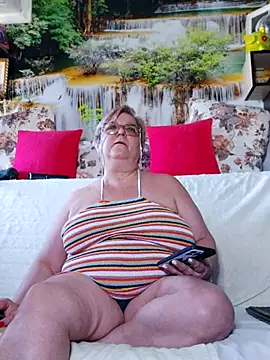 QueenPammy1 online show from September 19, 10:49 am