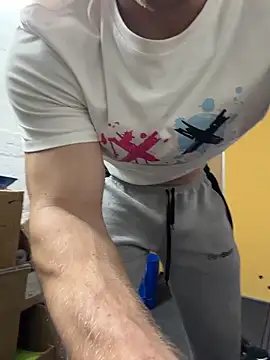 trainwithme online show from April 27, 11:30 am