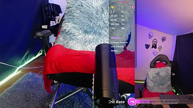 Snapshot of Aaron_malikk chatting on November 16, 5:13 am Aaron malikk online show from November 16, 5:13 am