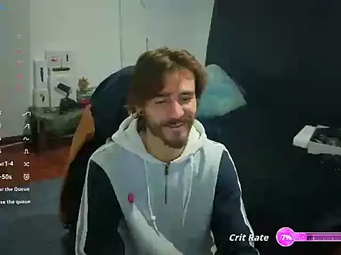 Snapshot of Aaron_malikk chatting on December 14, 4:29 am Aaron malikk online show from December 14, 4:29 am