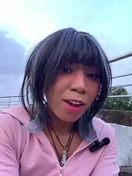 cherryboom23 online show from April 26, 11:13 pm