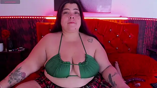 Snapshot of dirtyBBWplay chatting on July 25, 7:44 pm dirtyBBWplay online show from July 25, 7:44 pm