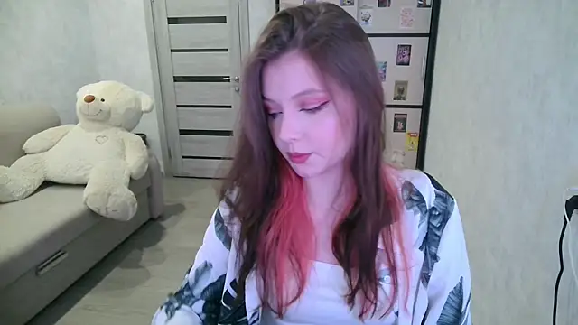 Snapshot of GinnyBlacky chatting on July 8, 7:18 pm GinnyBlacky online show from July 8, 7:18 pm