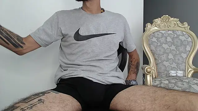 Snapshot of bigdick_monster1 chatting on July 18, 2:54 pm bigdick monster1 online show from July 18, 2:54 pm