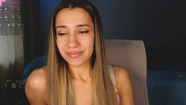 hot ass 18 online show from April 24, 4:48 am