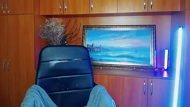 VanessaRey  online show from February 9, 2:26 am