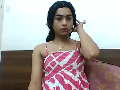 lilysstone12 online show from April 1, 7:00 pm