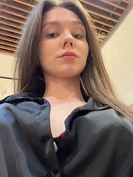 MilaBee online show from October 20, 8:59 am