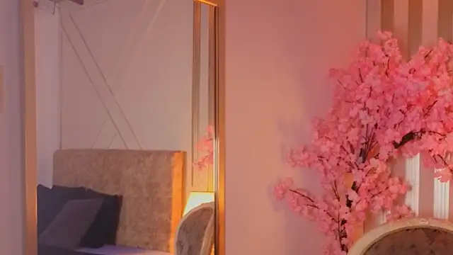 angelinarouse  online show from March 31, 3:41 am