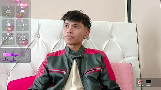 Ethan Westt online show from October 28, 8:44 pm