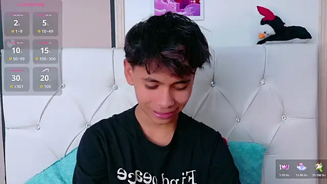 Ethan Westt online show from April 22, 8:54 pm