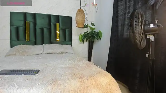 Danna williamss online show from October 16, 11:44 am