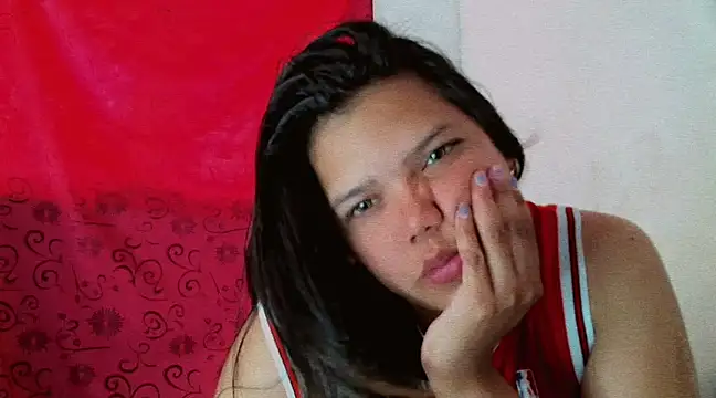 Snapshot of Valeria_Tiffany chatting on March 19, 8:00 pm Valeria Tiffany online show from March 19, 8:00 pm