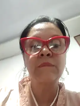 Amadamilf1980 online show from March 29, 1:05 am