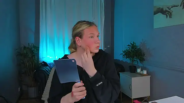 Jes Solar online show from October 15, 3:12 pm