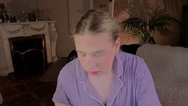 Jes Solar online show from April 9, 10:15 pm