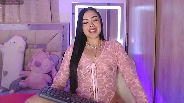Snapshot of AlitaAnisee chatting on May 13, 1:36 am AlitaAnisee online show from May 13, 1:36 am
