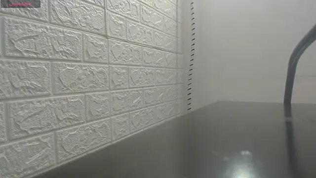 Snapshot of nei_girl chatting on November 20, 11:21 am nei girl online show from November 20, 11:21 am