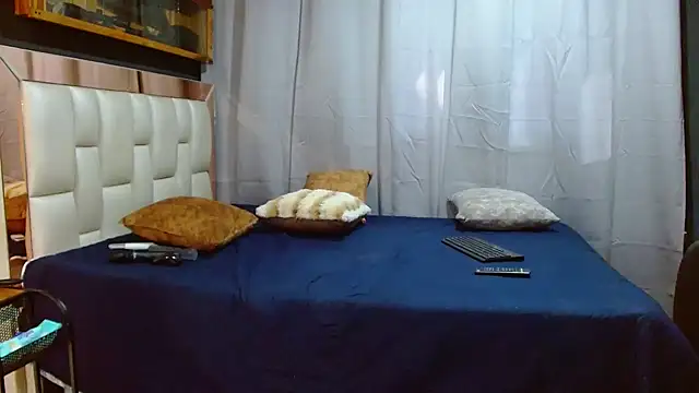 BarbDamian online show from September 22, 9:17 pm